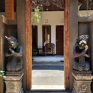 بيت ضيافة Genta House, كوتا
